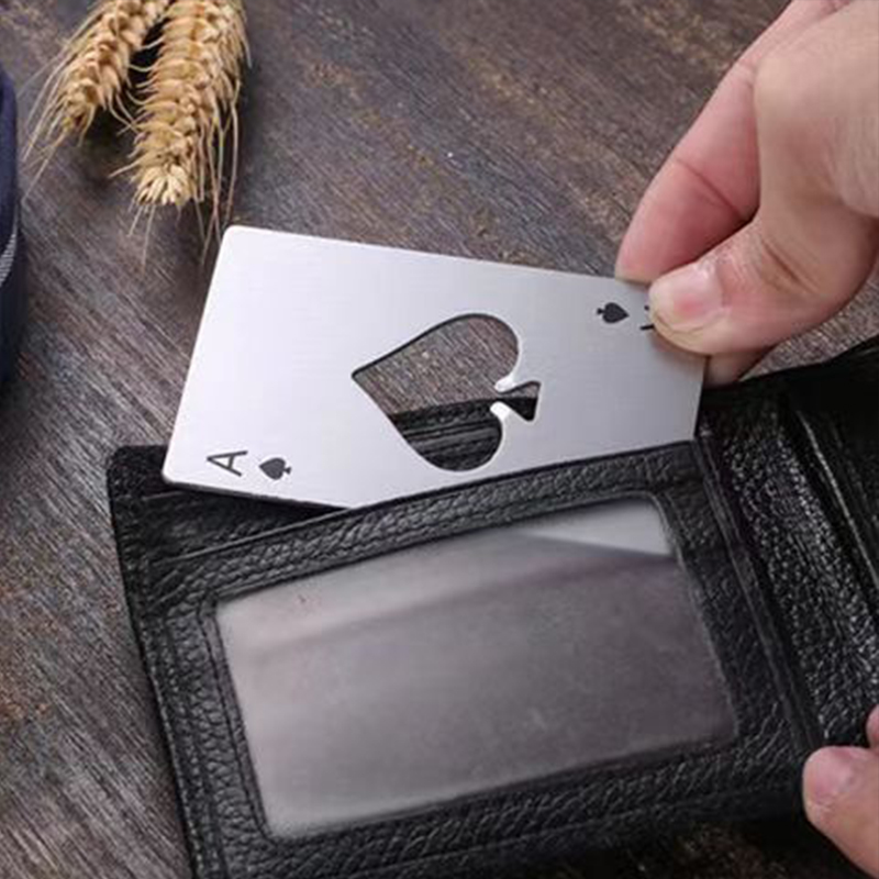 Apribottiglie per birra Poker  - Healthy Kitchen Gadgets recensione e prezzo
