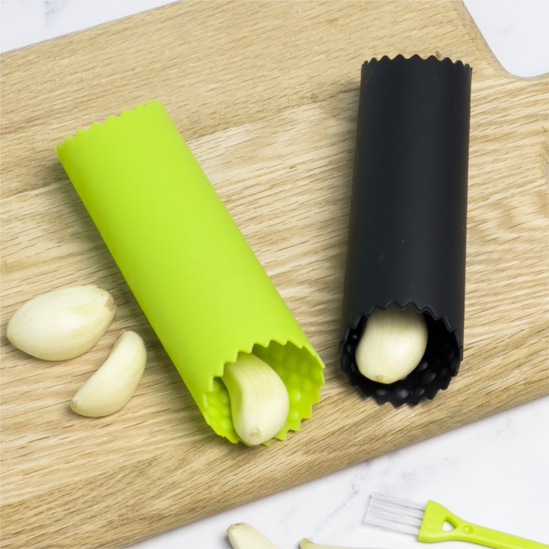 Tubo Sbuccia Aglio in Silicone - Kitchen Gadgets That Are Useful recensione e prezzo